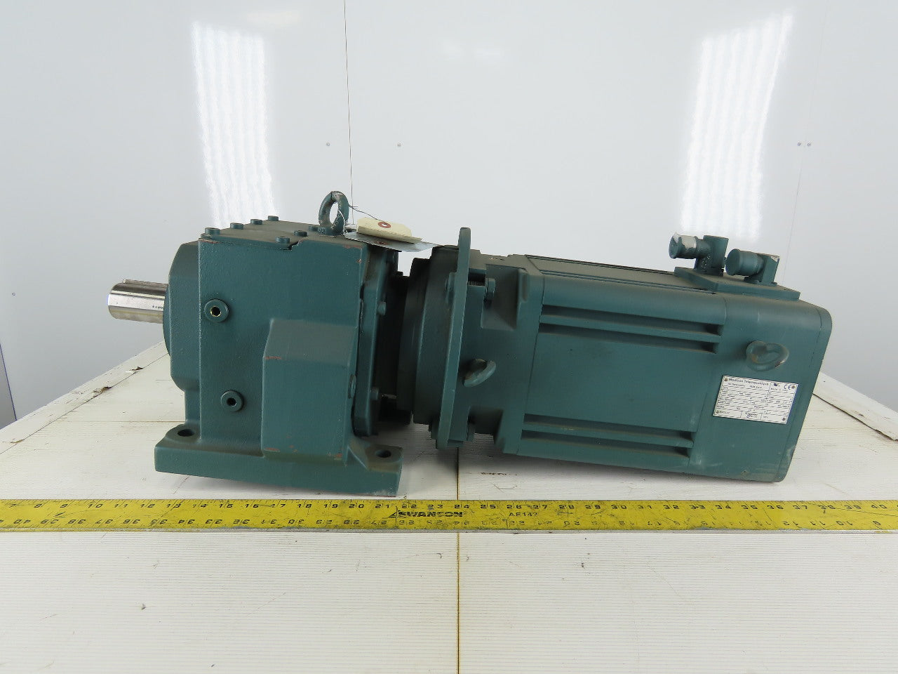 Dodge HB682CI112D 9.73:1 Ratio 362.8RPM 6.15kW 480V Helical Gear Reducer Motor