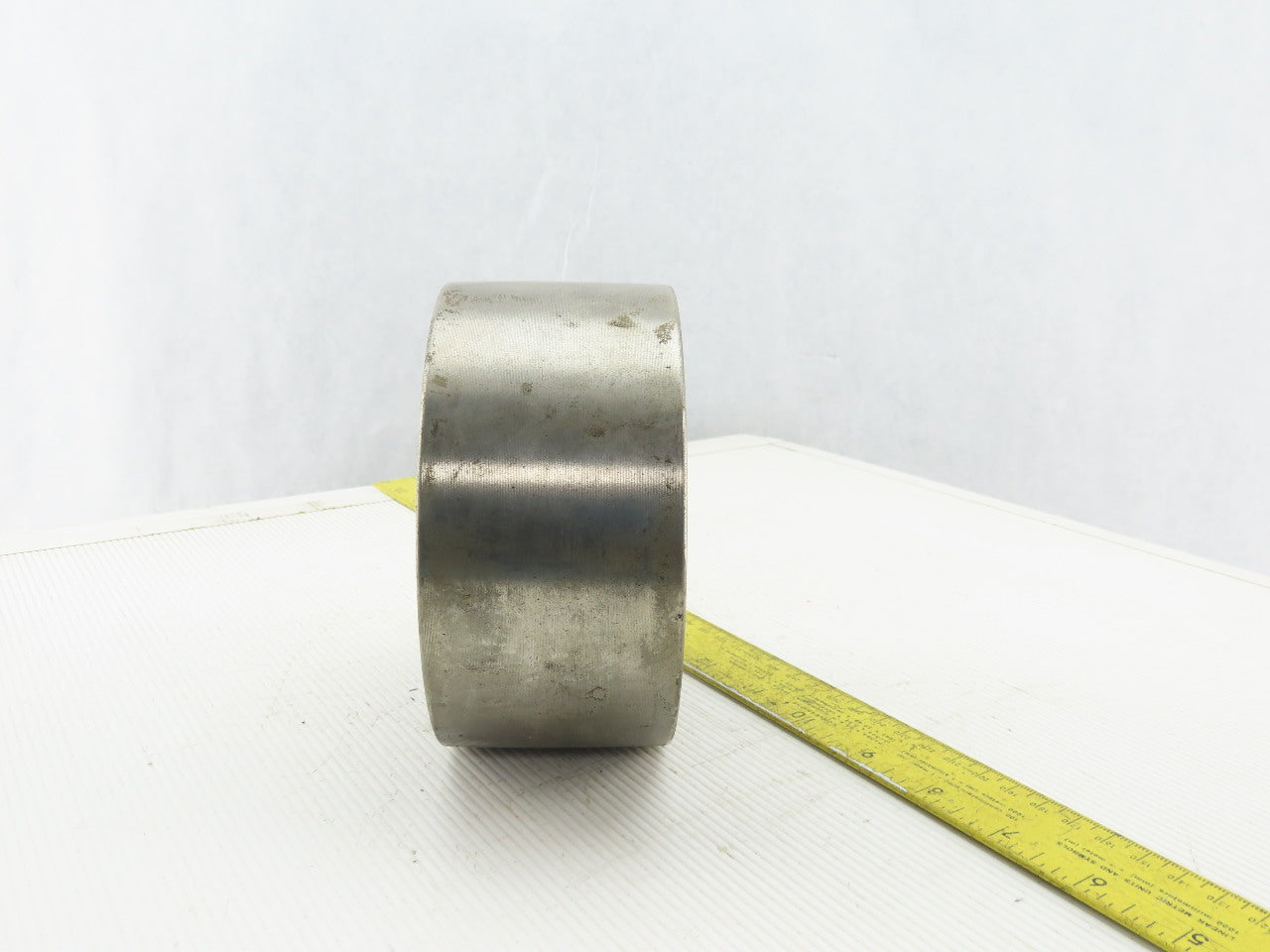 5-1/2" OD x 2-5/8" Crowned Face End Pulley 1-1/16" Hex Bore