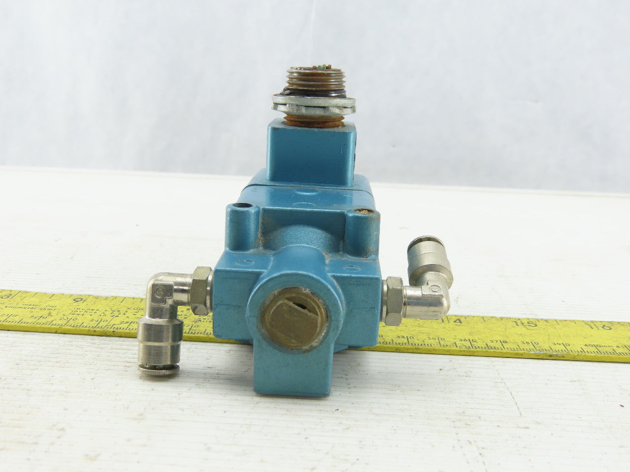 MAC 274B-111NCAA 3 Port 2 Position Air Valve 120V AC 24VDC Solenoid