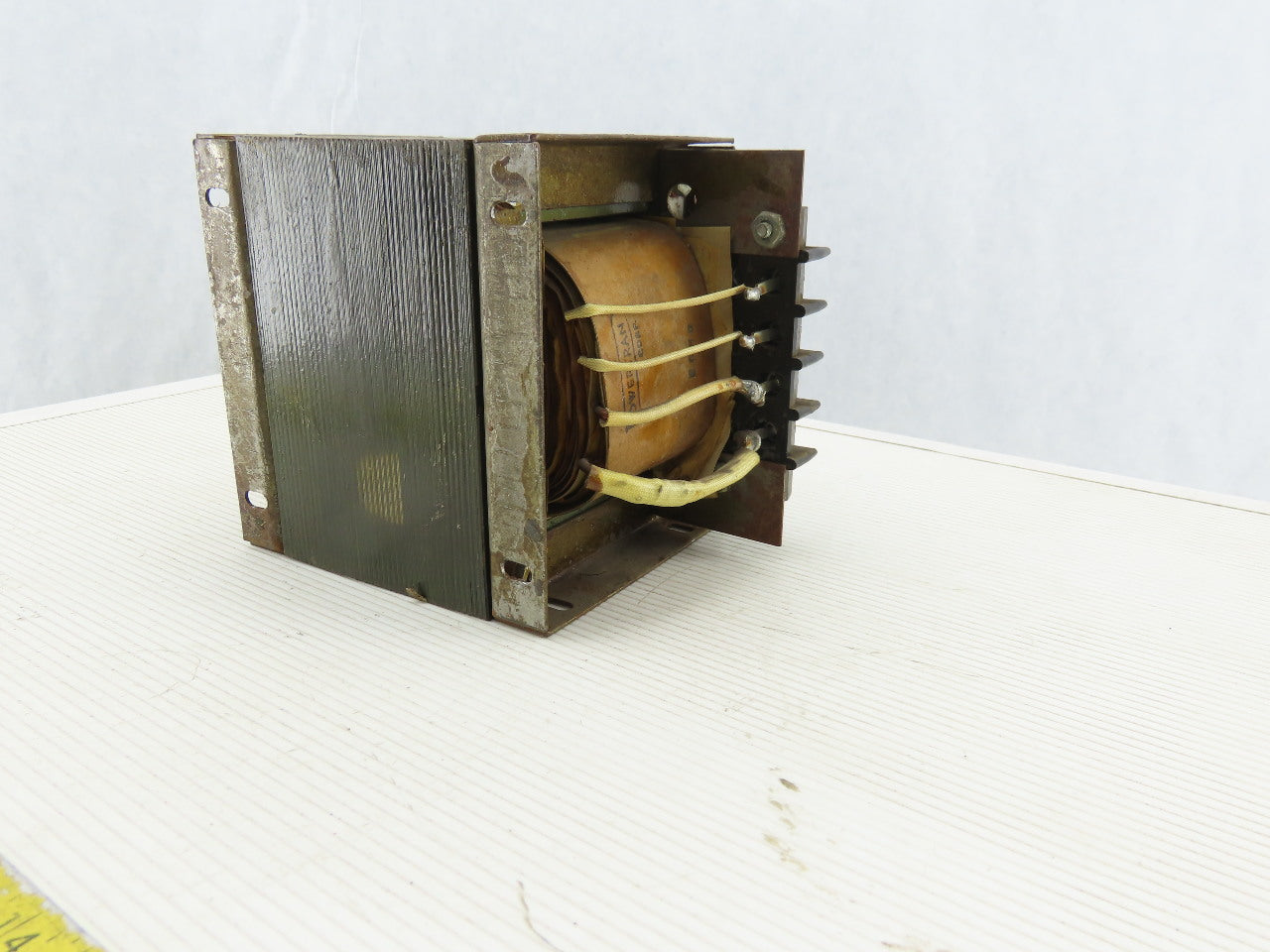 Powertran 204 0121 Transformer 460/230/208/115 Primary 110/6.3 Secondary
