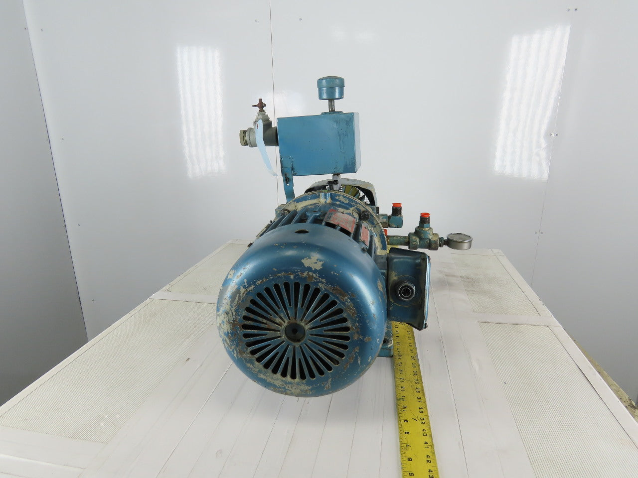 Delco R4424D2 7.5Hp 1750RPM 230/460V Motor With Hydraulic Pump