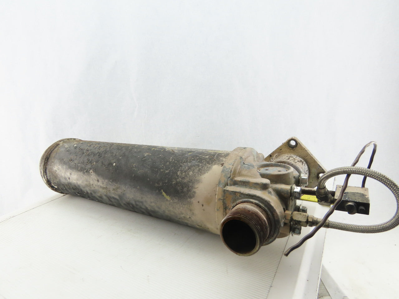 Hydraulic Filter Element 1-1/4" Ports 5" x 16-1/2"