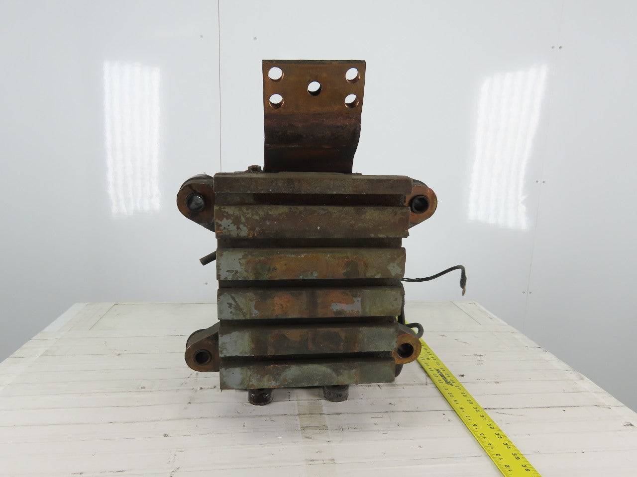Taylor Winfield Pri 220V 60Hz 30kVa 4.58/2.82 Hi/Low Friction Welder Transformer
