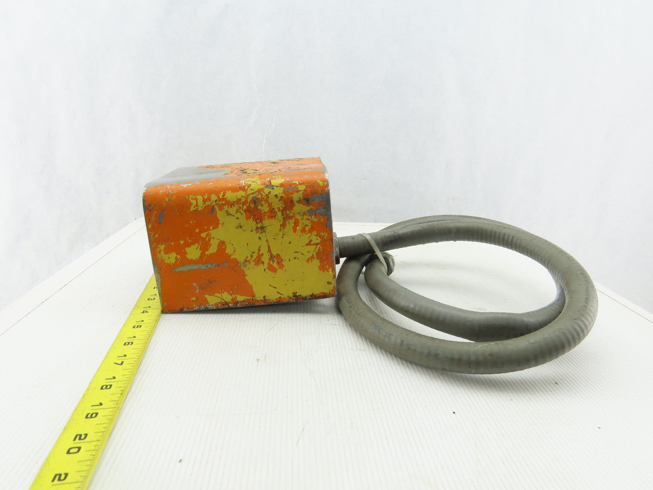 Linemaster 125-250V 1Hp Guarded Foot Pedal Operator Switch