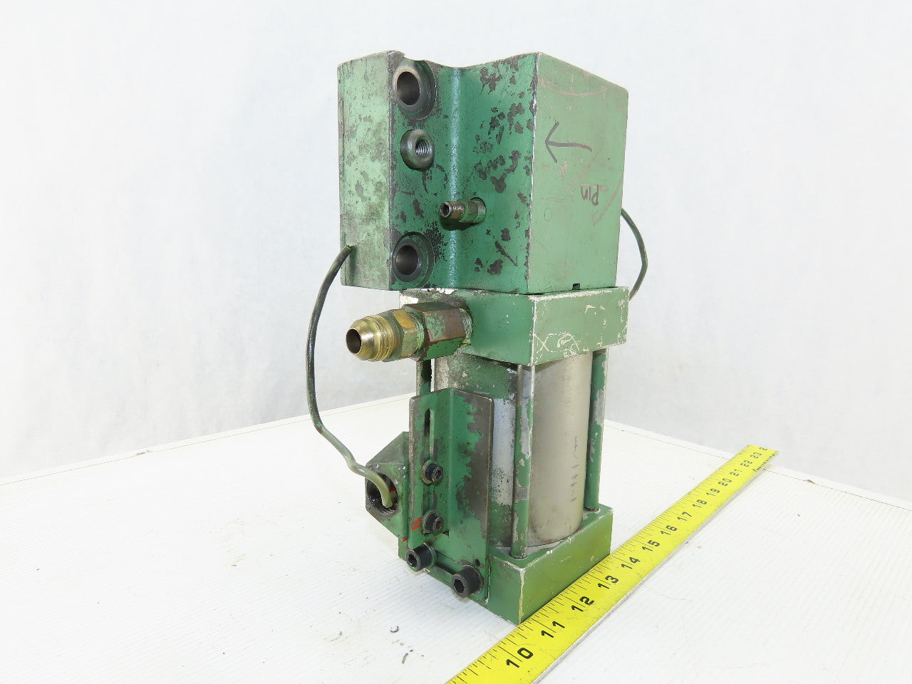 Turret Position Locking Cylinder Hydraulic From Wiedematic W2040