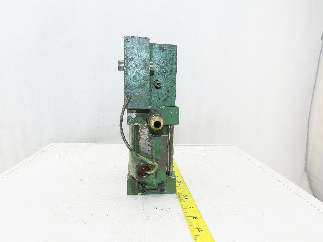 Turret Position Locking Cylinder Hydraulic From Wiedematic W2040