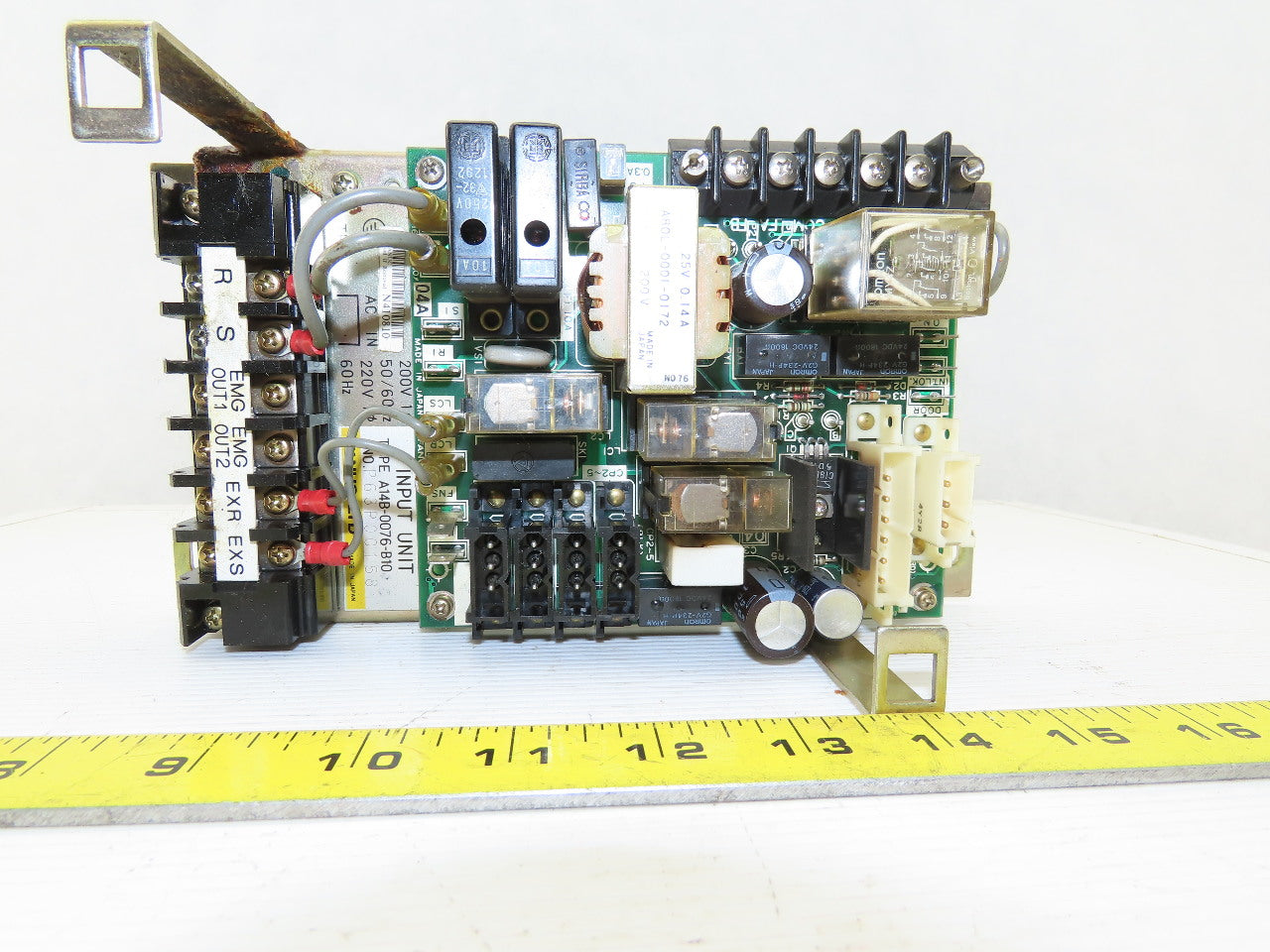 Fanuc A14B-0076-B10 200V 50/60Hz 1Ph Input Unit