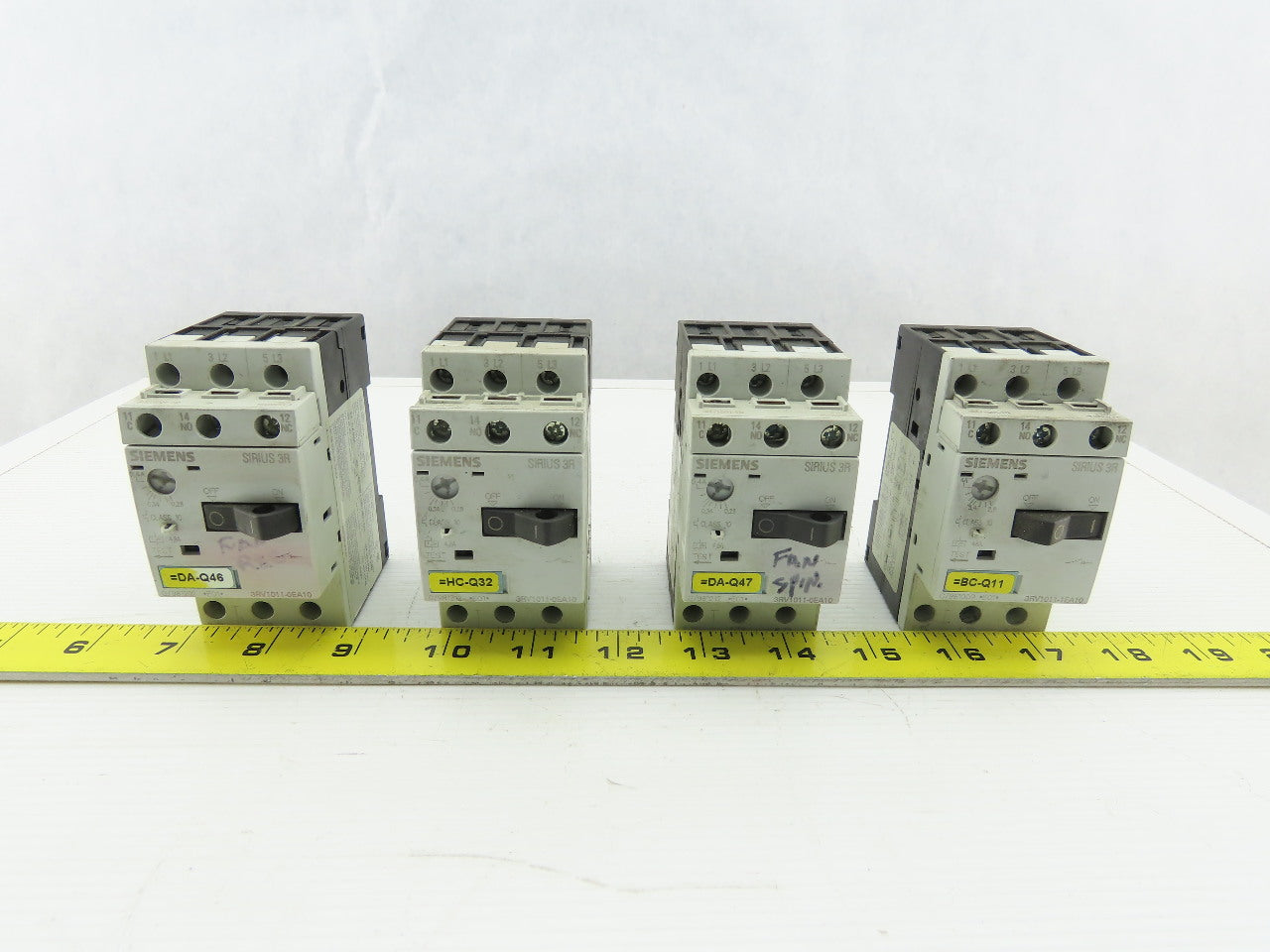 Siemens 3RV1011-0EA10 3Hp 600V 0.28-0.4A Manual Motor Starter Breaker Lot Of 4