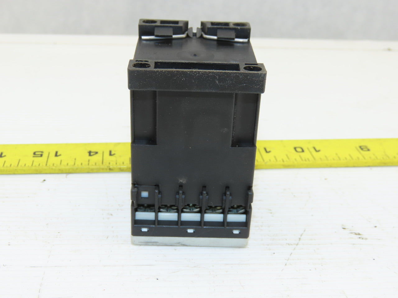 Siemens 3RH1131-1KB40 600V 10A 3Ph Contactor Relay Auxiliary 3NO+1NC 17-24VDC