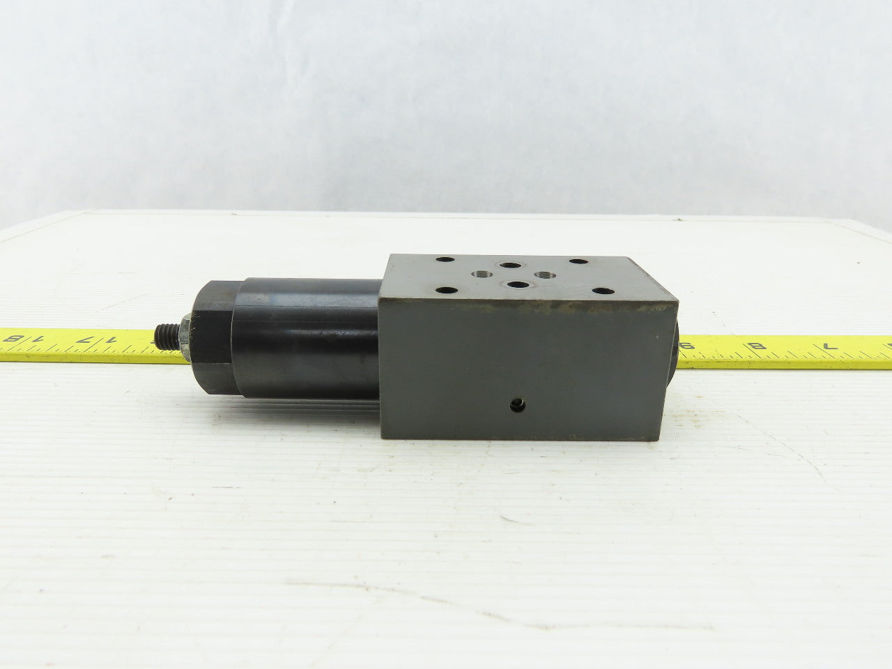 Vickers DGMX1-3-PP-BW-20-JA Pressure Reducing Systemstak Valve Module