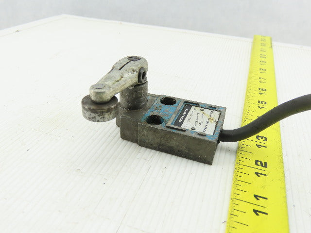 Honeywell 14CE6-1JK 125VAC 30VDC Lever Micro Limit Switch