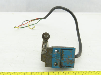 Honeywell 14CE6-1JK 125VAC 30VDC Lever Micro Limit Switch