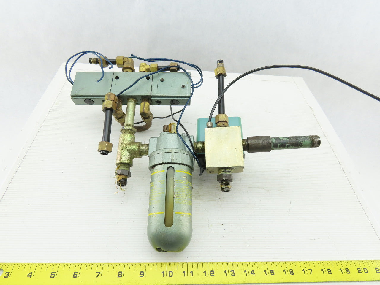 SMC 120-480V Pressure Switch Lubricator Secondary Valve Assembly