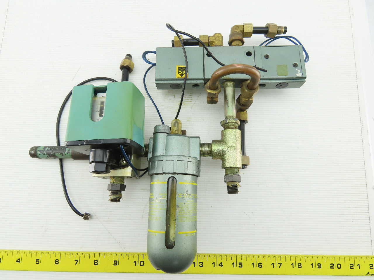 SMC 120-480V Pressure Switch Lubricator Secondary Valve Assembly