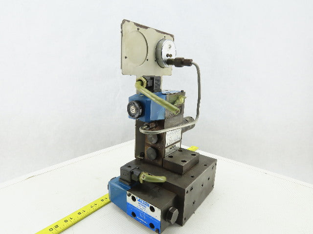 Vickers DG4V-3-2A-M-U1-1-7-50 Pressure Regulated Hydraulic Valve Stack Assembly