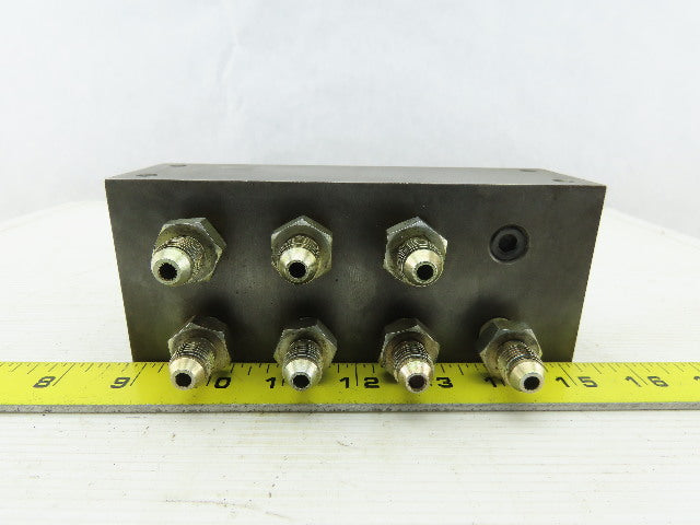 8 Station Pass Thru Manifold Rigid Supply To Flared Adapter Block