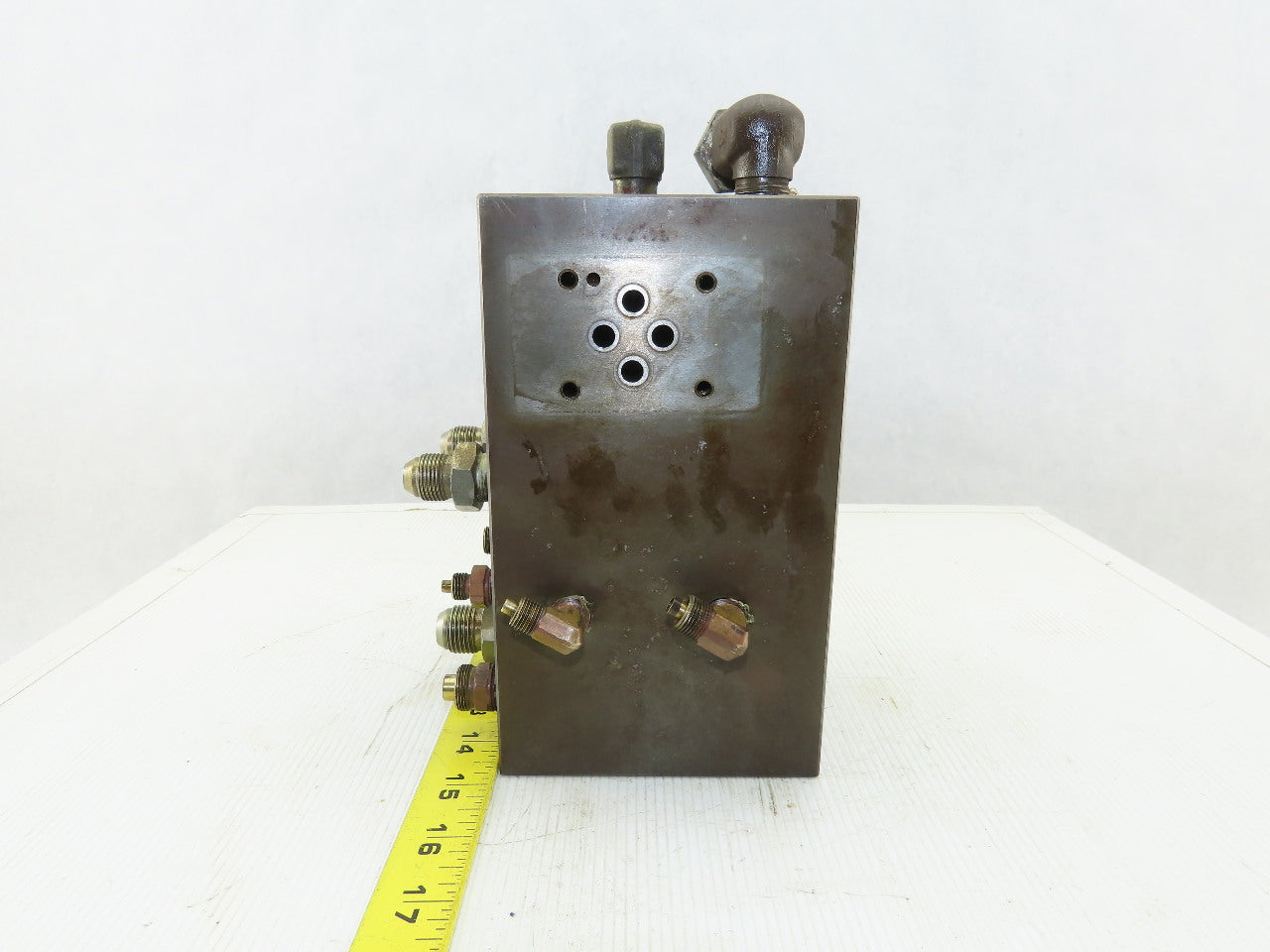 14 Port Hydraulic Manifold ISO 4401 Size Section For 4 Port Valve