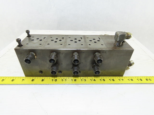 14 Port Steel Hydraulic Manifold With 4 ISO 4401 Valve Spaces