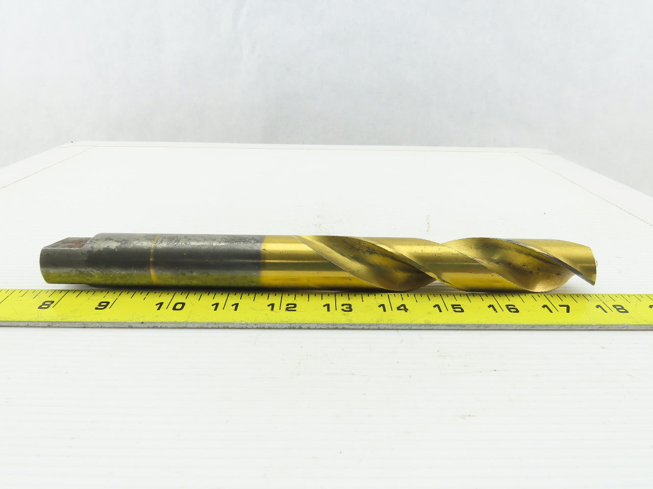 1-1/8", 118° Point, Twist Spiral 2 Flute, HSS, Extra Length Drill Bit 10-1/2" OAL