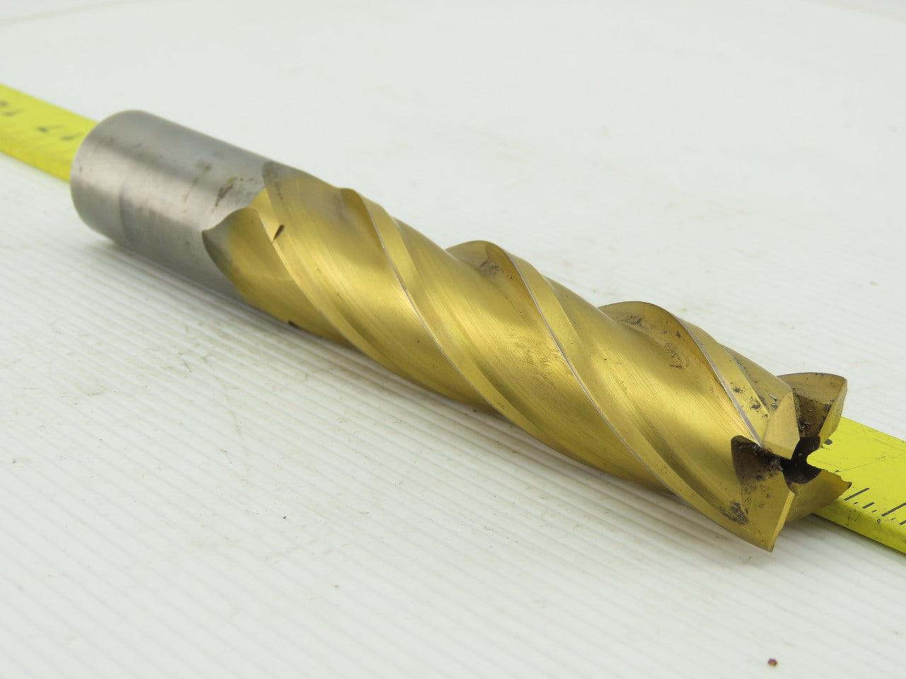 Niagara N37320 1" HSS, 5.441 Lead Square End Mill 4-Flute 6-1/2 OAL, 4" LOC