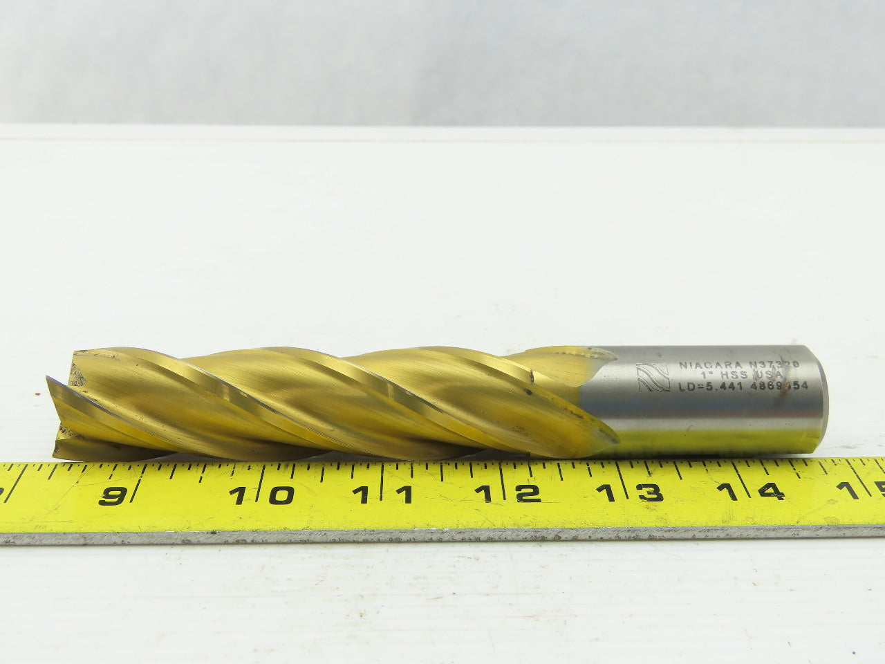 Niagara N37320 1" HSS, 5.441 Lead Square End Mill 4-Flute 6-1/2 OAL, 4" LOC