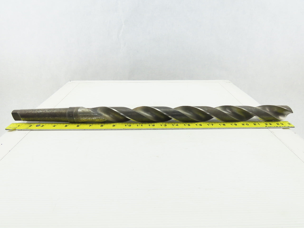 Nachi Forge 1-7/16" MT4 Taper 2 Flute Spiral 135° Angle Drill Bit 24" OAL