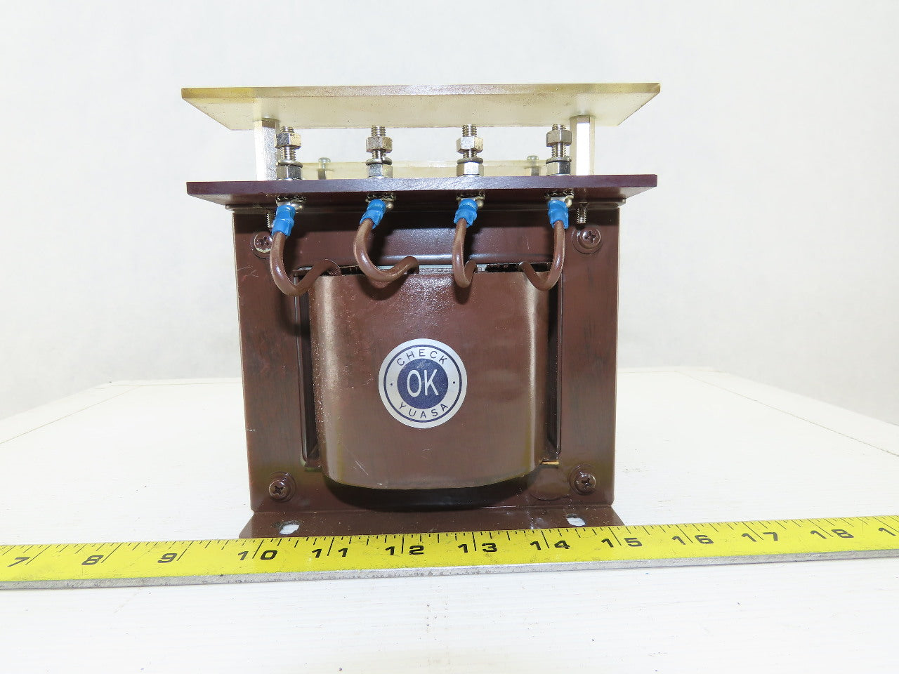 Yuasa YT2S-1KTB-3-56 200/220-100V Primary 19/27V Secondary Transformer