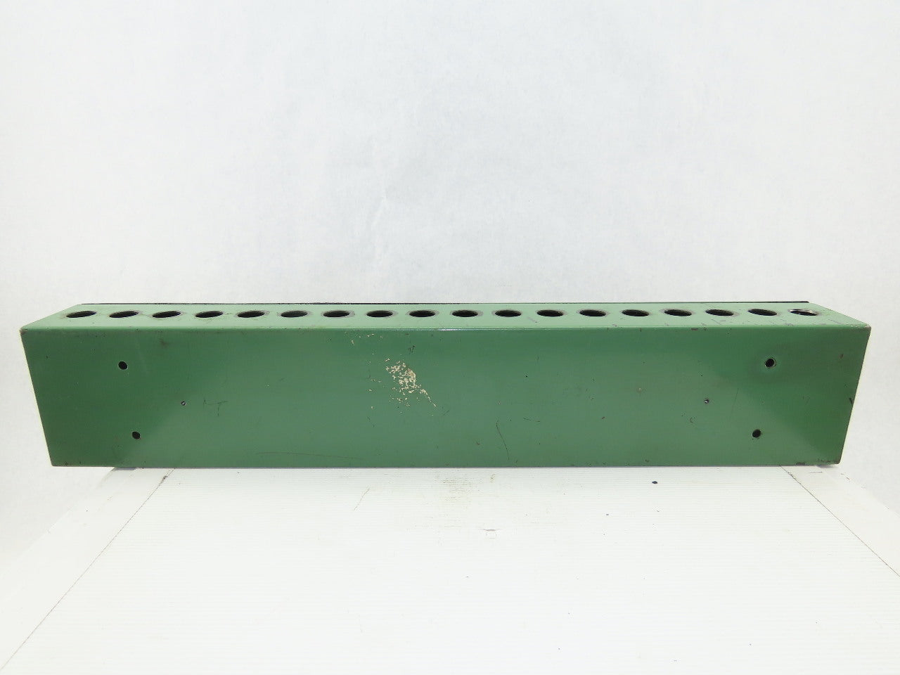 25-1/2" x 4-3/4" x 3" 18 Port Junction Electrical Hydraulic Valve Box