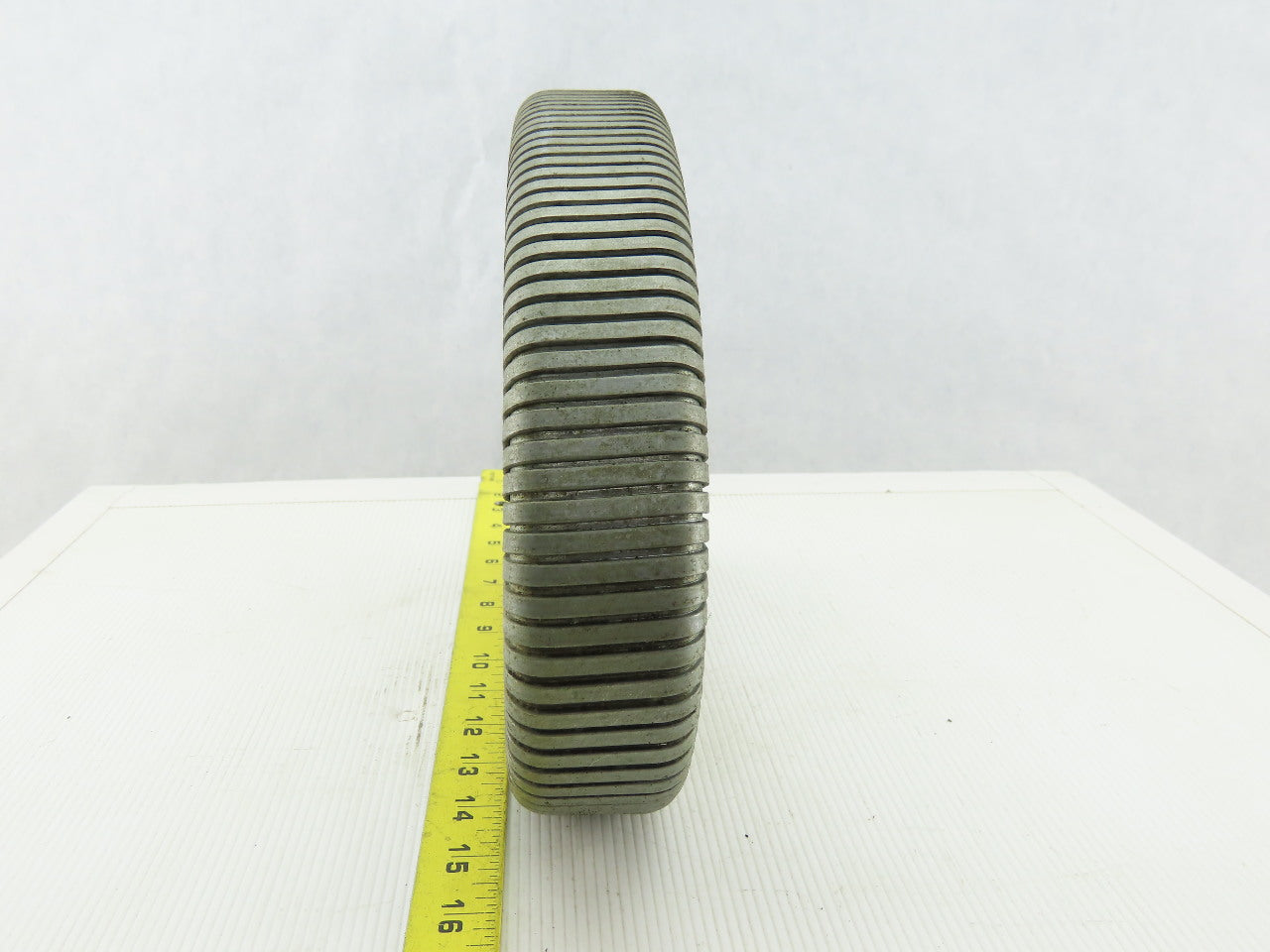 1061493 2-1/4" x 1" Enclosed Galvanized Cable Carrier Drag Chain 34" OAL
