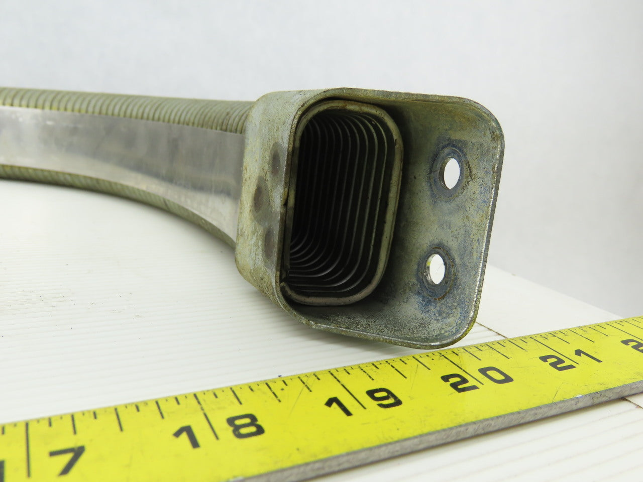 1061493 2-1/4" x 1" Enclosed Galvanized Cable Carrier Drag Chain 34" OAL