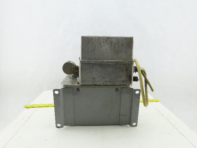 Showa LCB1 5433 100V 50/60Hz 1Ph 0.15l/min Piston Lubricator Pump