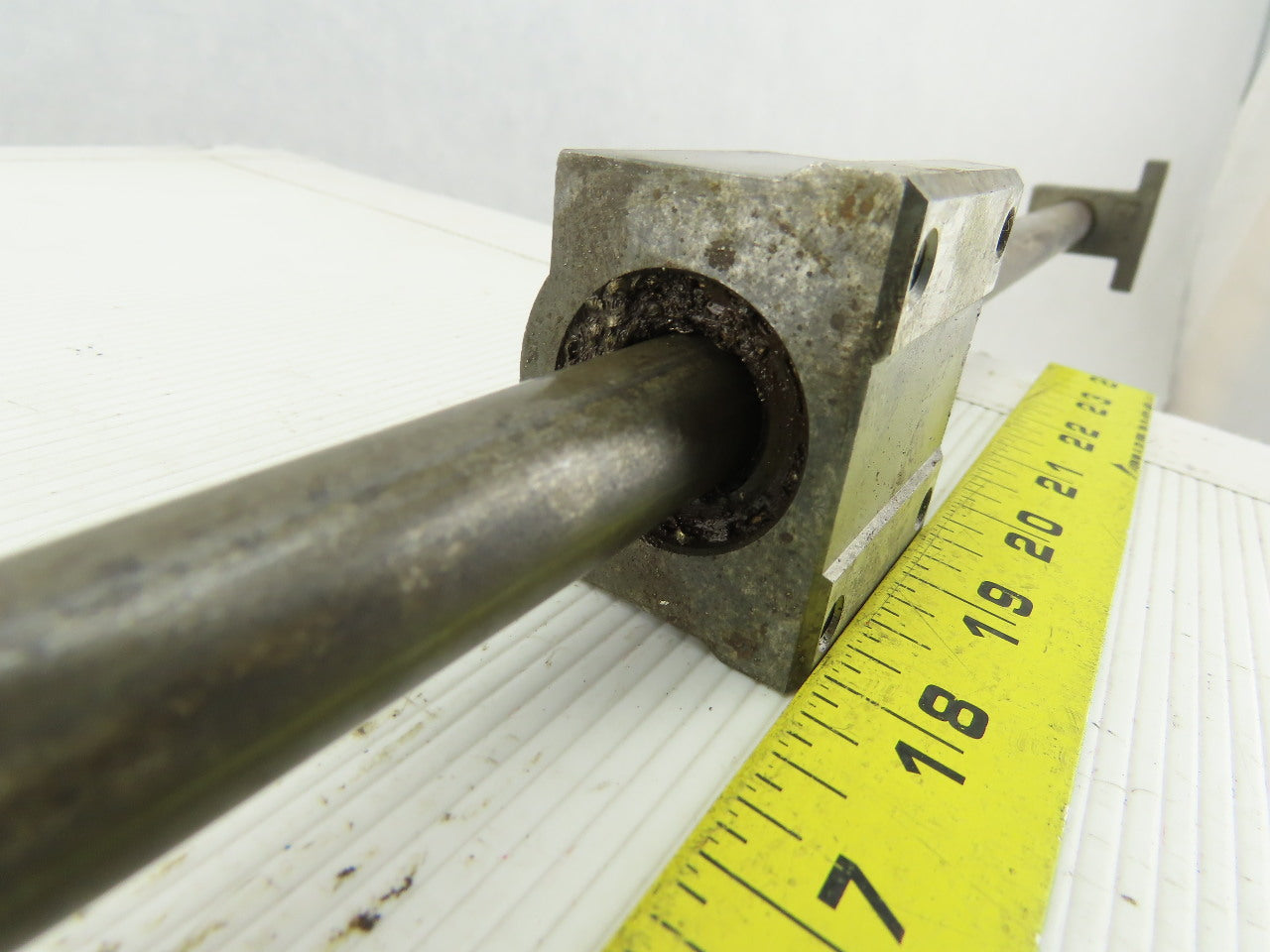 THK 36-1/2" x 16MM Linear Rod With 2 SK16 End Plates 2 SC16 Linear Slide Bushing