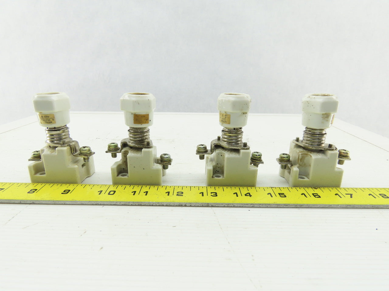 Fuji Electric AF30 600V 30A Ceramic Fuse Holder W/ 3A Fuses Lot Of 4