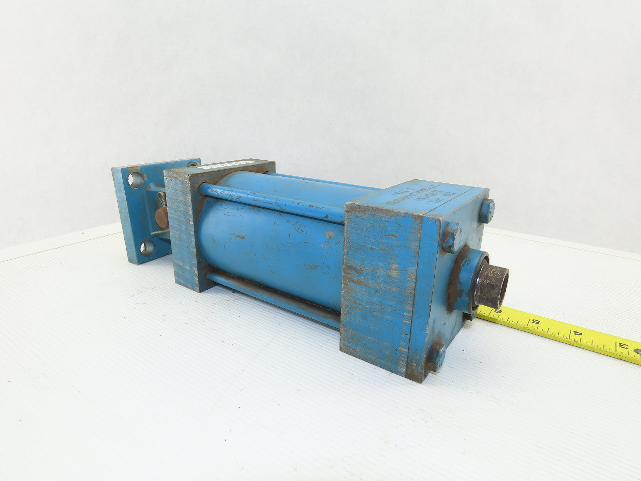 Vickers TE11GAAA1AA04000 J 975 3.25" Bore 4" Stroke Pneumatic Air Cylinder