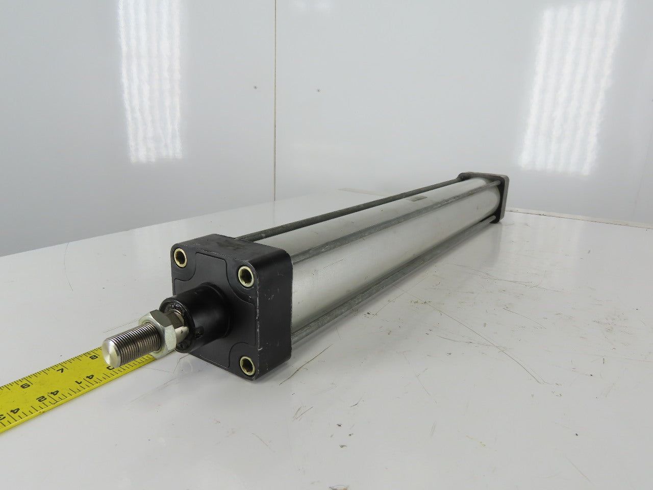 Schrader Bellows Stainless Steel Shaft 80MM Bore 635MM Stroke Pneumatic Cylinder
