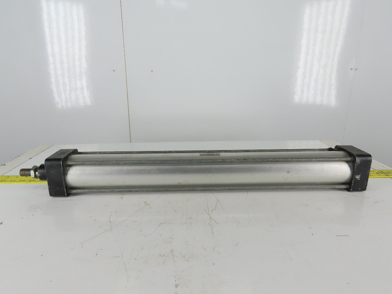 Schrader Bellows Stainless Steel Shaft 80MM Bore 635MM Stroke Pneumatic Cylinder