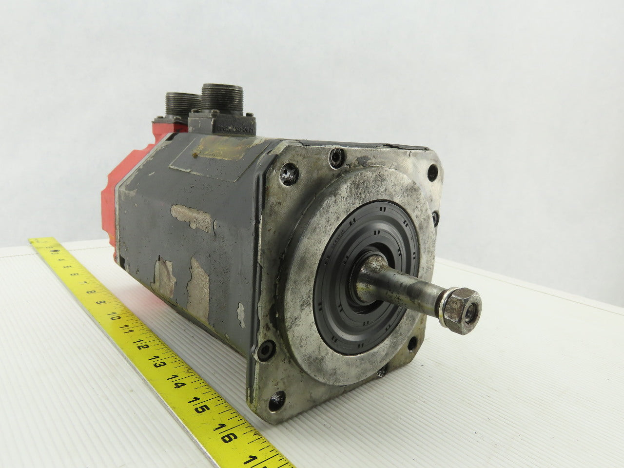 Fanuc A06B-0313-B005 127V AC 3000 PRM 8 Pole 4.20A AC Servo Motor