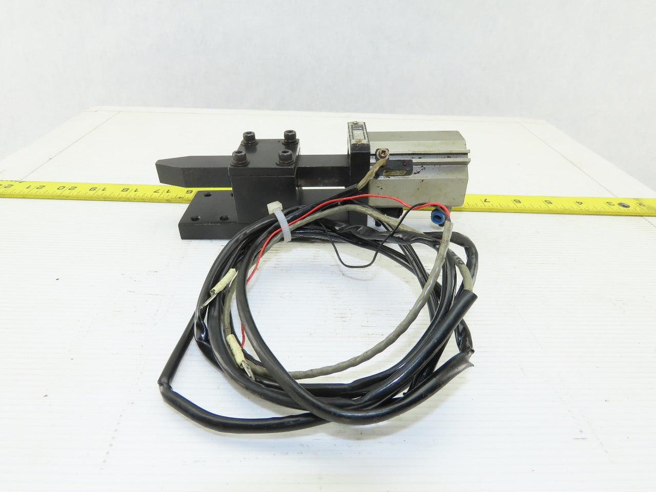 SMC Position Lock Pneumatic Cylinder Removed From Kitagawa MT4-170