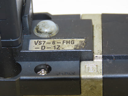 SMC VS7-6-FHG-D-1Z 4/3 Position Closed Center Pneumatic Solenoid Valve 100V Coil
