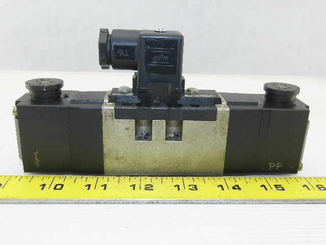 SMC VS7-6-FHG-D-1Z 4/3 Position Closed Center Pneumatic Solenoid Valve 100V Coil