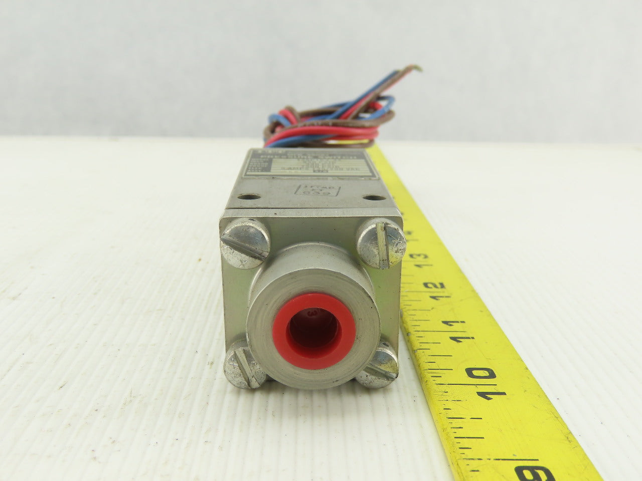 ITT 125P1C3-42 125/250VAC Pressure Switch