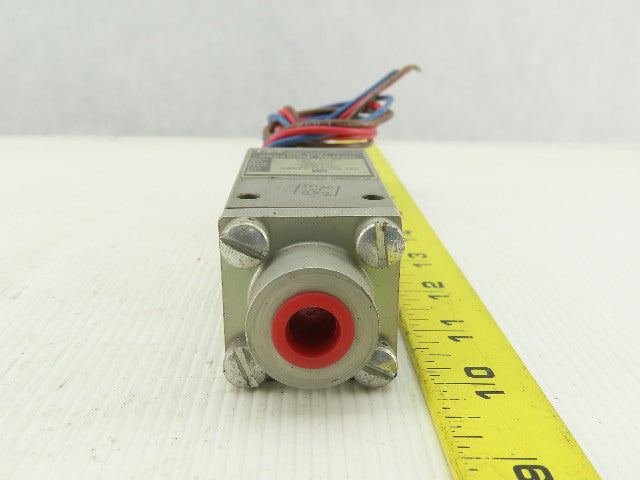 ITT 125P1C3-42 125/250VAC Pressure Switch