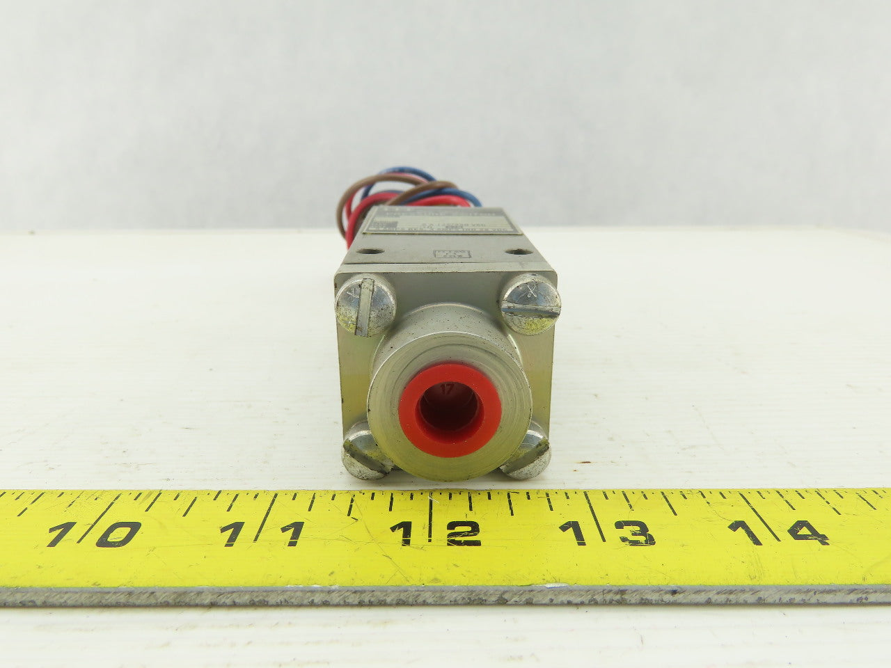 ITT 125P1C3-40 120/250V Pressure Switch