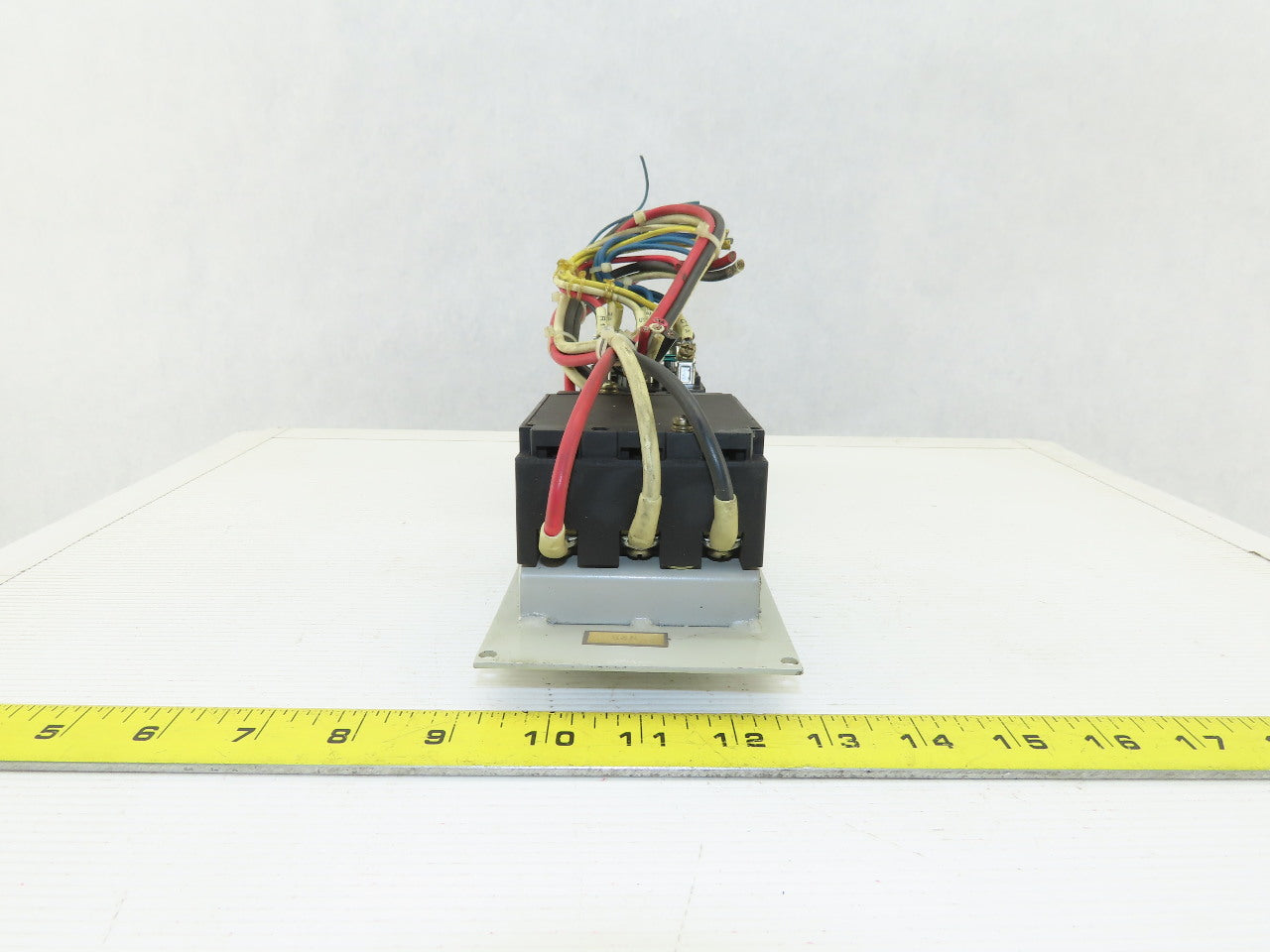 Fuji NRAB 111X EA33M 24A Circuit Breaker Main 5-15A Secondary Breaker Panel