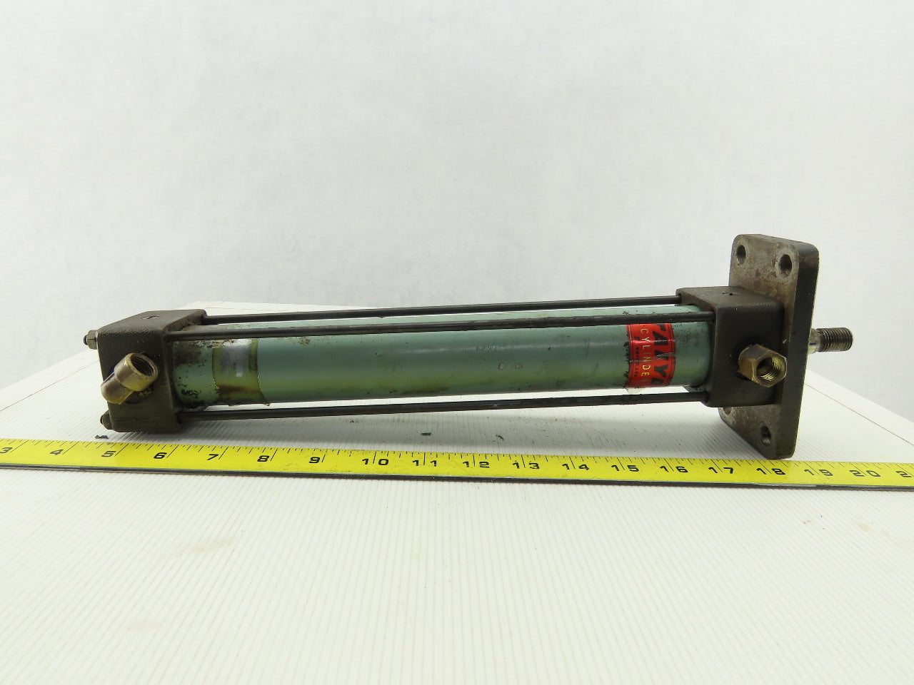 Taiyo 46mm Bore 250mm Stroke Double Acting Hydraulic Cylinder