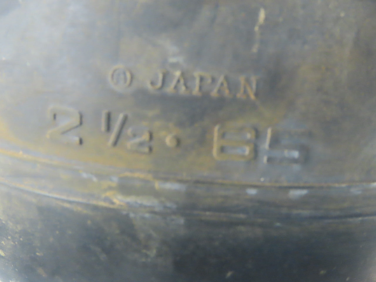 Metraflex 2-1/2" x 5" Raised Rubber Flange Flexible Coupling 150LB