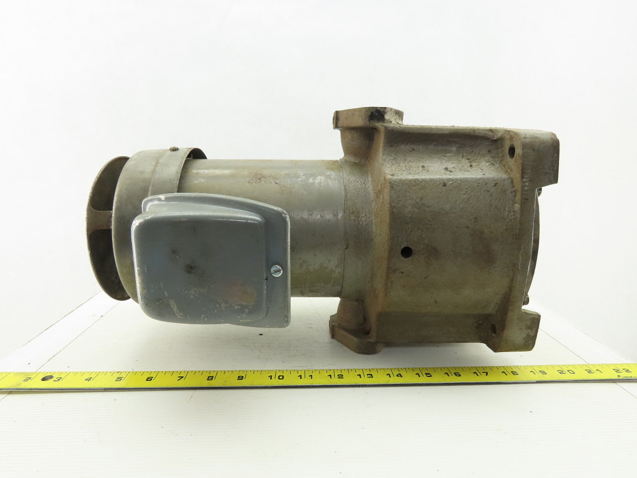 Fuji VKN113A .75kW 3Ph 200/220V 50/60Hz 7m/Head 320l/Min Coolant Pump