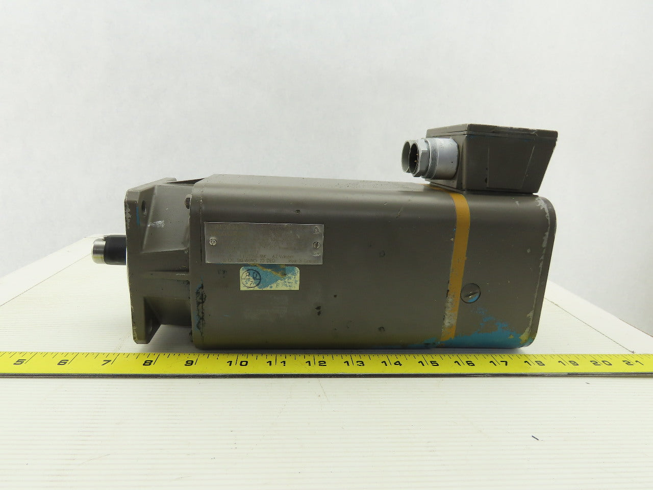 Cincinnati Milacron FT5064-0AK01-1-Z 144V 6000RPM 3Ph AC Per. Magnet Servo Motor