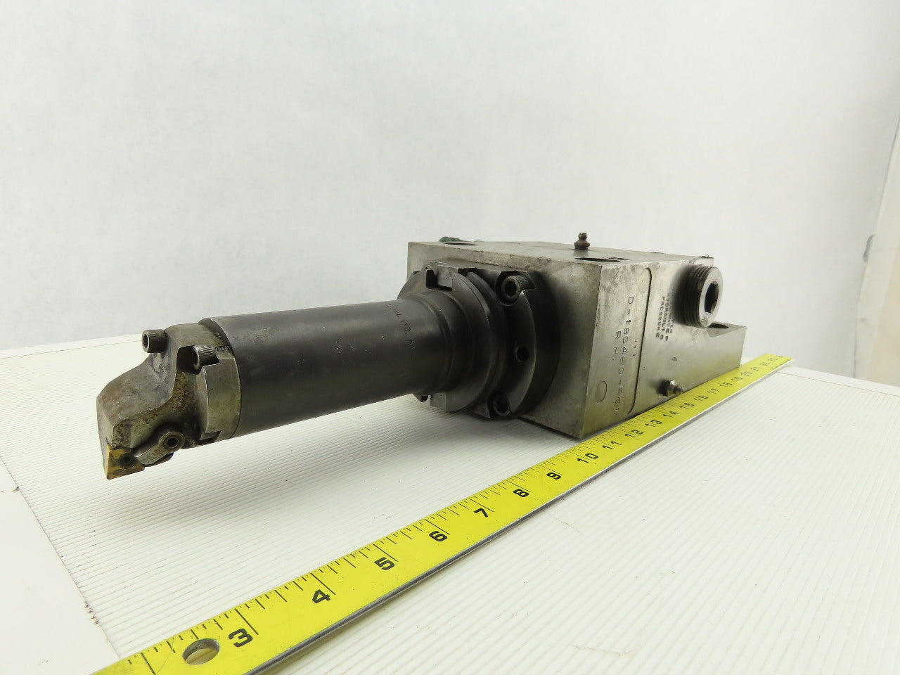 Kennametal D-185460-R01 Hybrid Turret Tool Holder Block Right Hand W/ Tooling