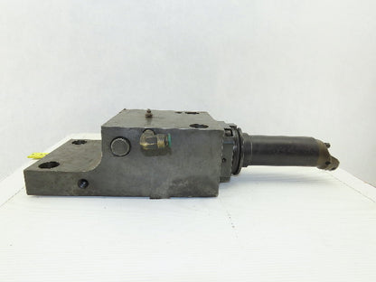 Kennametal D-185460-R01 Hybrid Turret Tool Holder Block Right Hand W/ Tooling